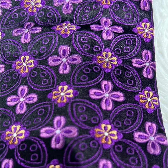 DION Collection Deep Purple Geometric Pattern tie - Picture 8 of 11